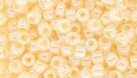 ceylon cream/yellow maat 8